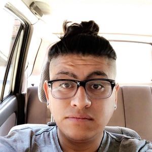 Meet your Posher, Eduardo